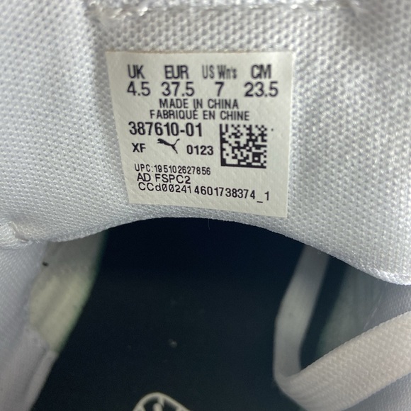 Puma Vikky v3 Women’s Size 7 White/Black Sneakers - Picture 9 of 12